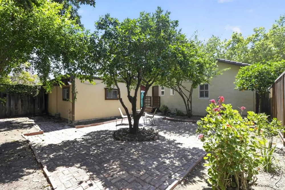 1748 Glen Una Avenue San Jose, CA 95125