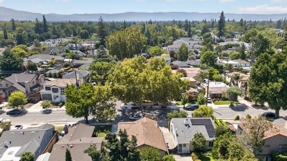 1748 Glen Una Avenue San Jose, CA 95125
