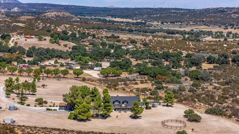 39525 Opalocka Boulevard, CA 91905