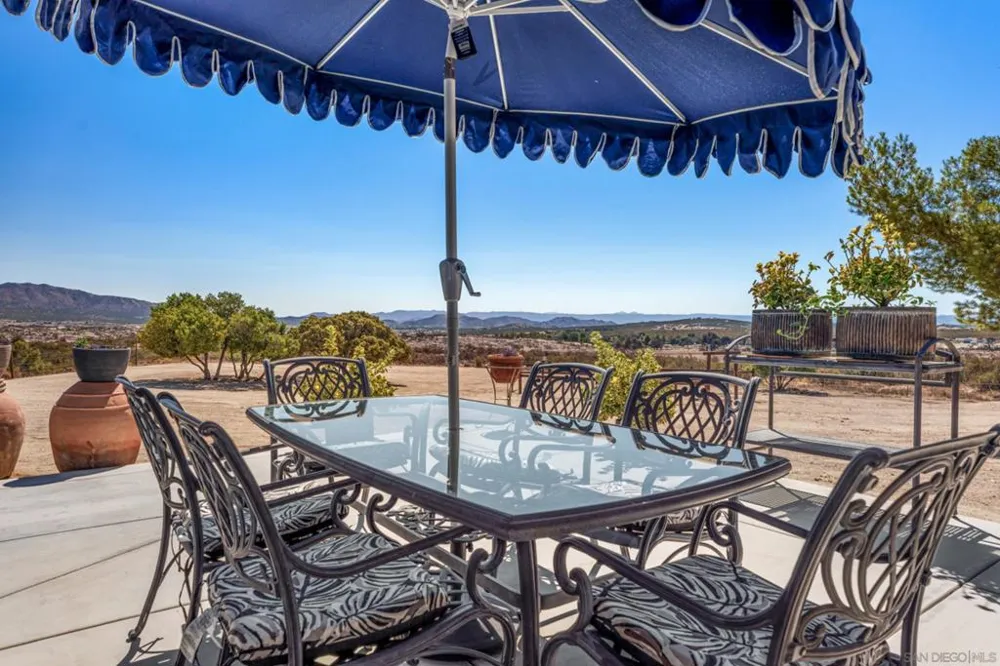 39525 Opalocka Boulevard, CA 91905