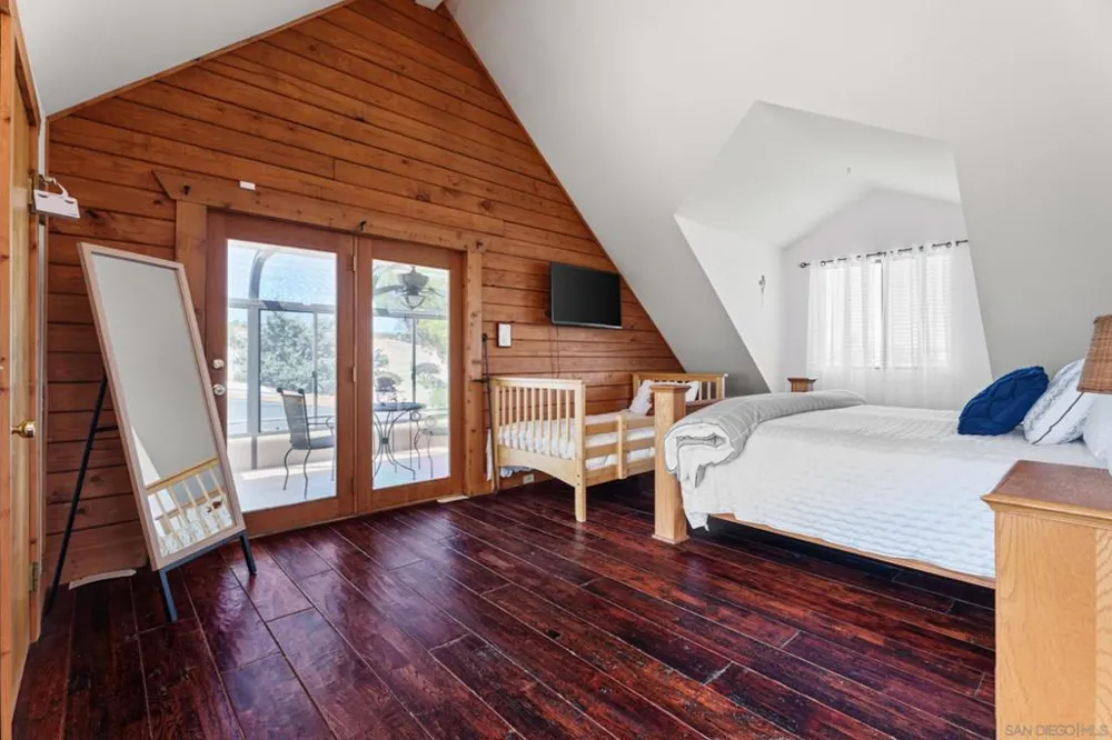 39525 Opalocka Boulevard, CA 91905