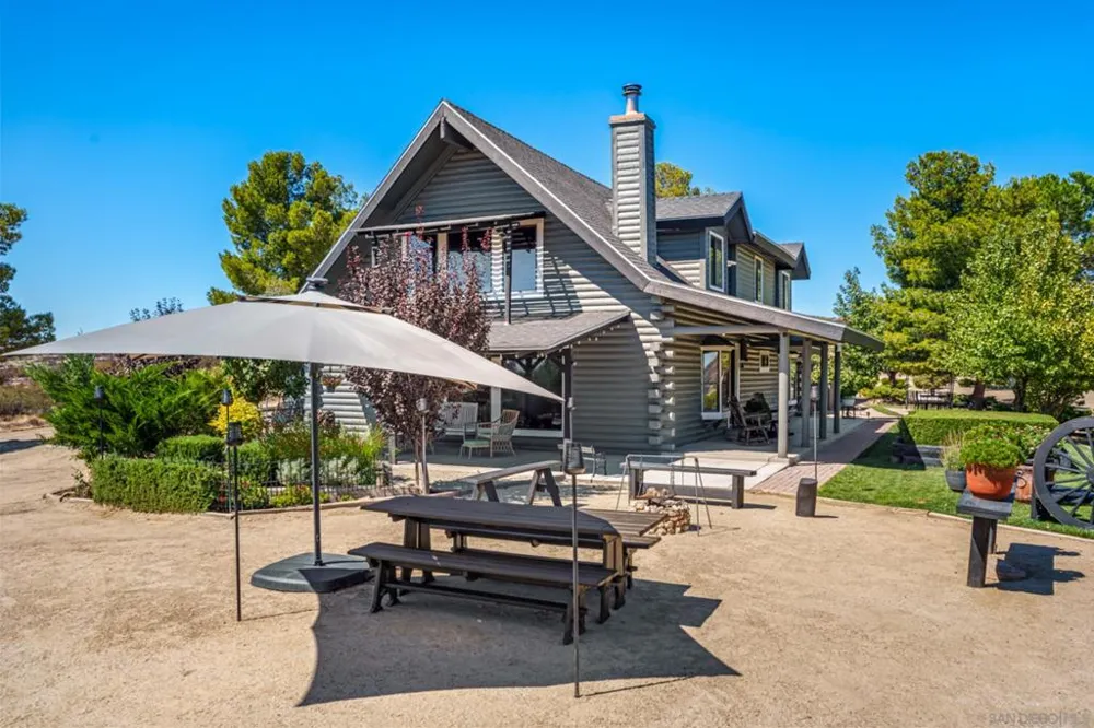 39525 Opalocka Boulevard, CA 91905