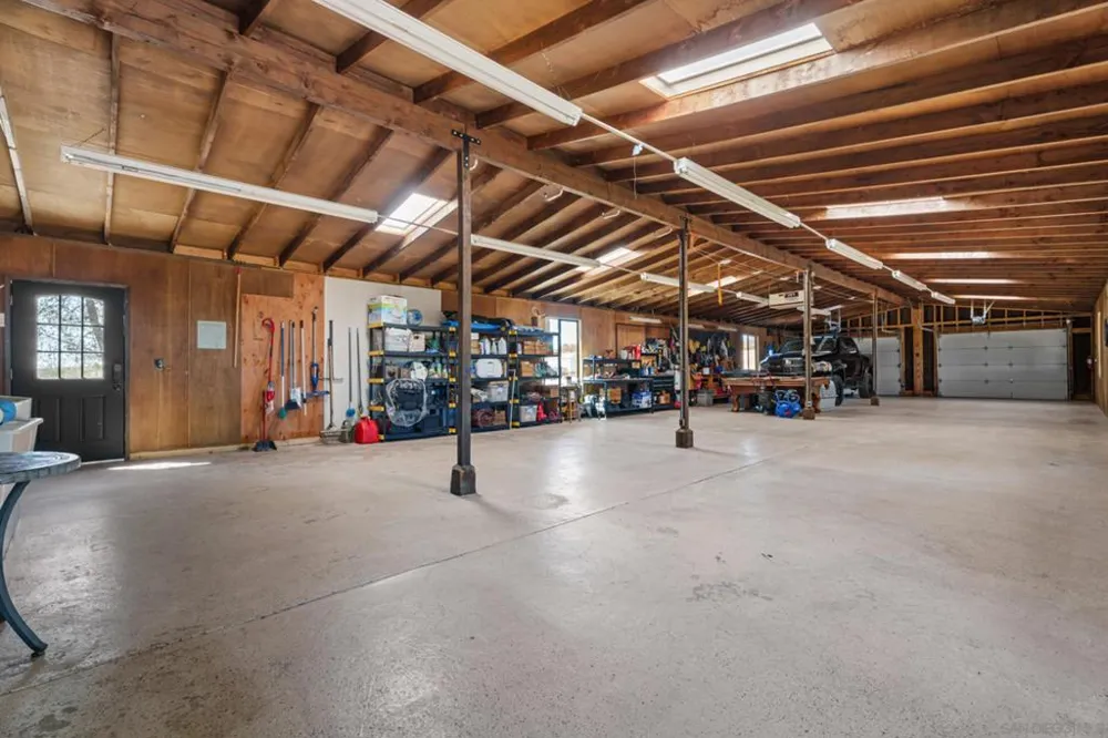 39525 Opalocka Boulevard, CA 91905