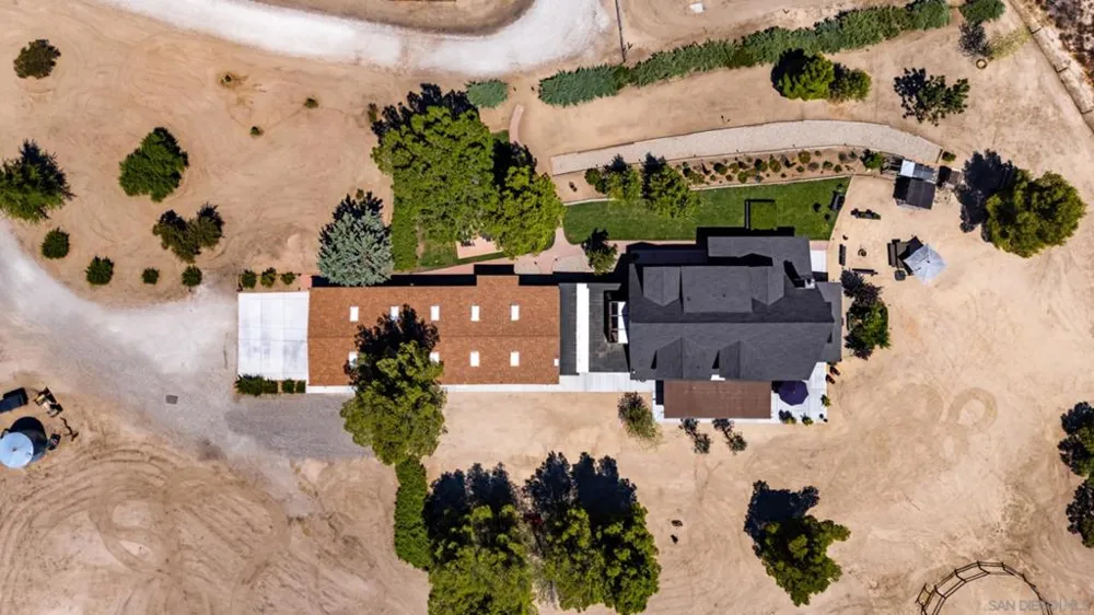 39525 Opalocka Boulevard, CA 91905