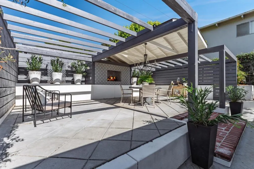 221 Highland Drive Aptos, CA 95003