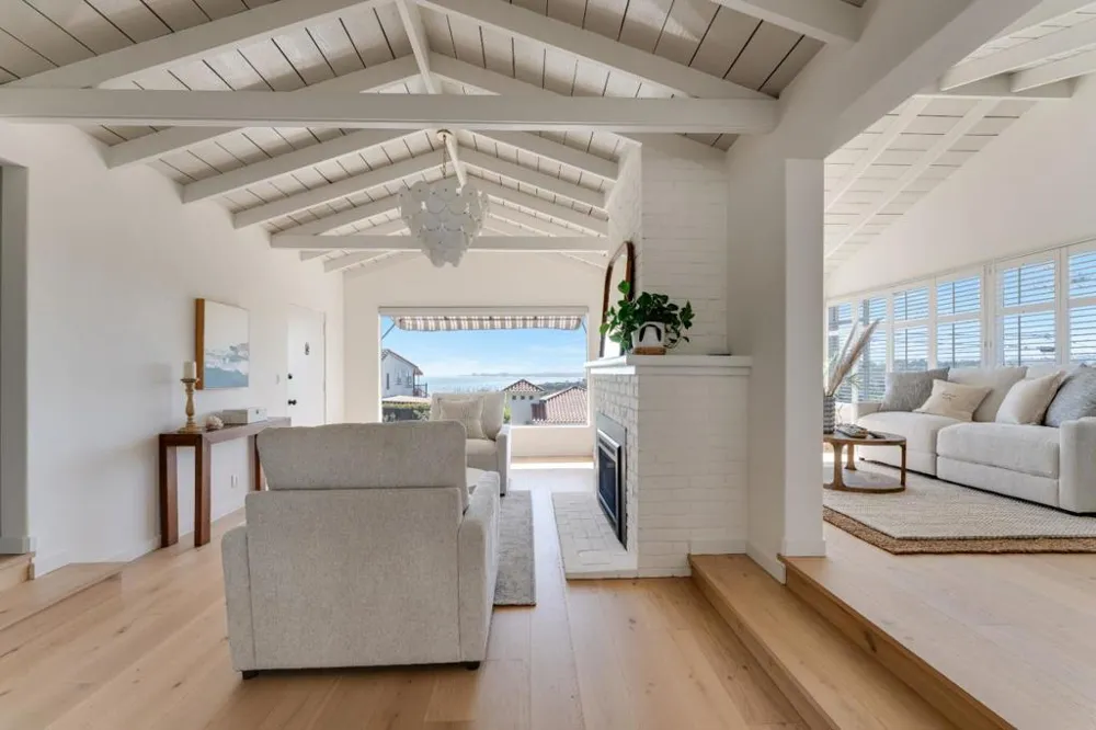 221 Highland Drive Aptos, CA 95003
