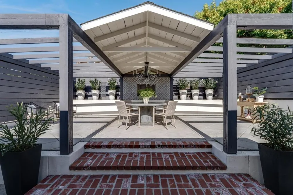 221 Highland Drive Aptos, CA 95003