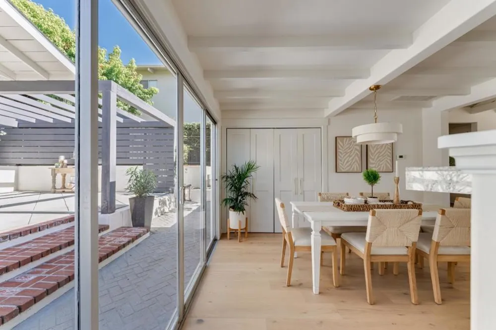 221 Highland Drive Aptos, CA 95003