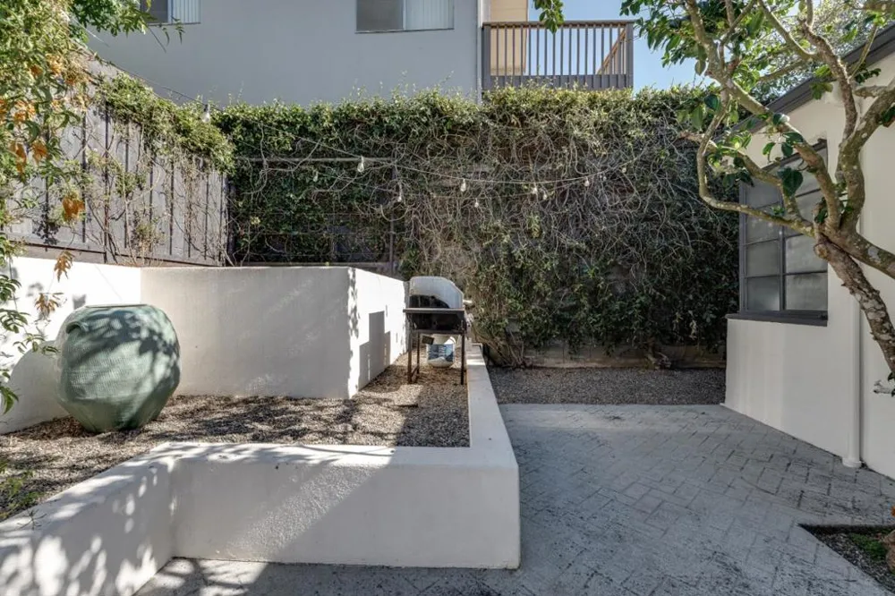 221 Highland Drive Aptos, CA 95003