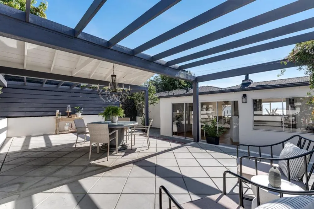 221 Highland Drive Aptos, CA 95003