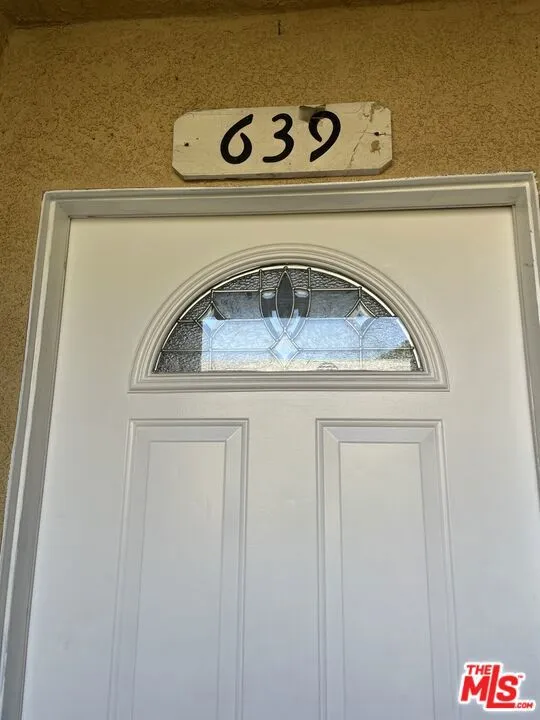 639 E 82nd Street Los Angeles, CA 90001