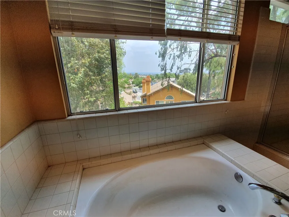 15075 Calle La Paloma Chino Hills, CA 91709