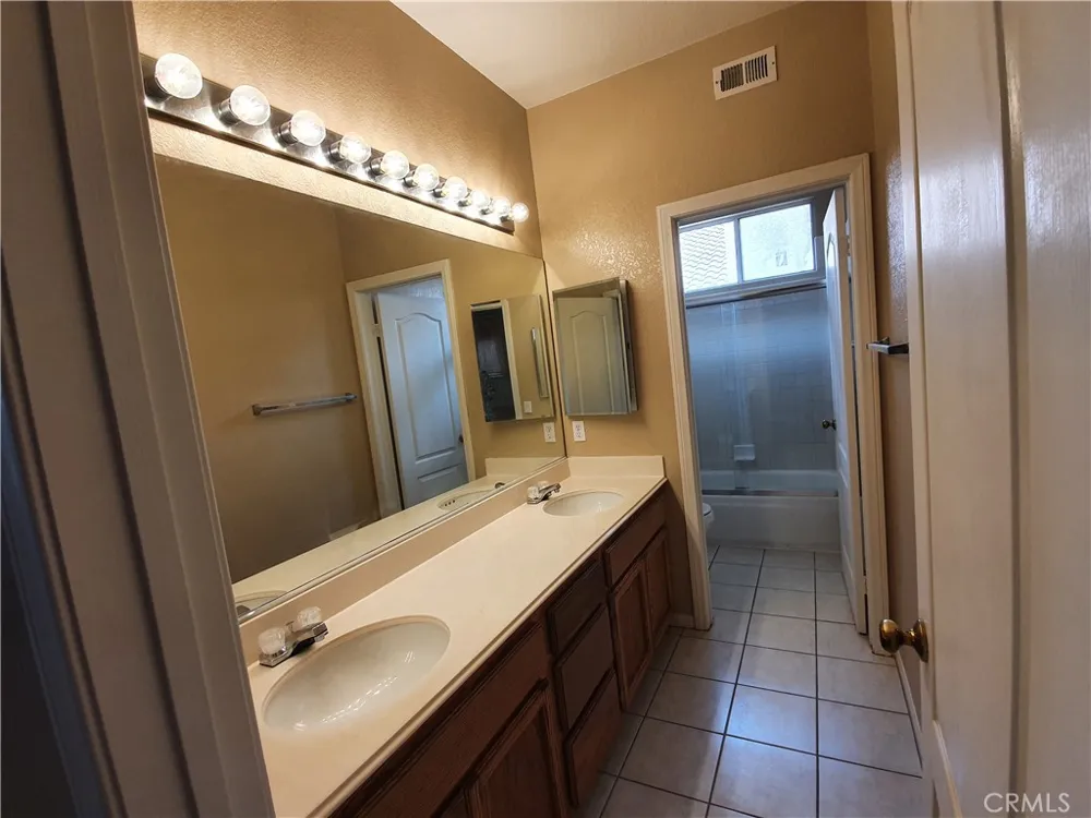 15075 Calle La Paloma Chino Hills, CA 91709