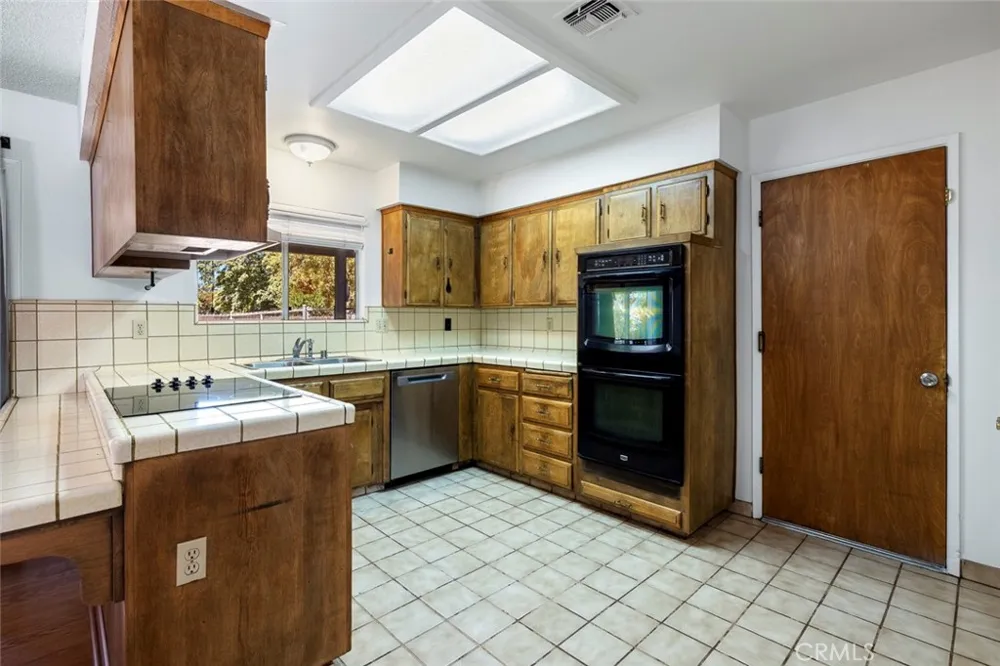 11914 Charlton Road Madera, CA 93636