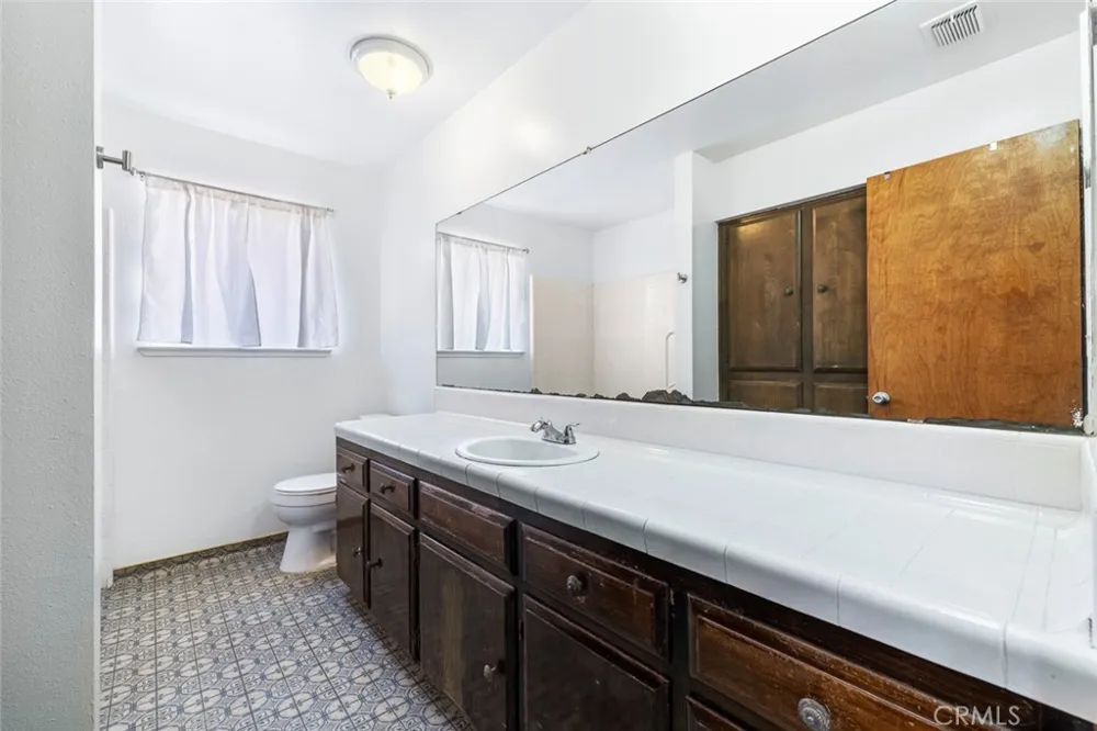 11914 Charlton Road Madera, CA 93636
