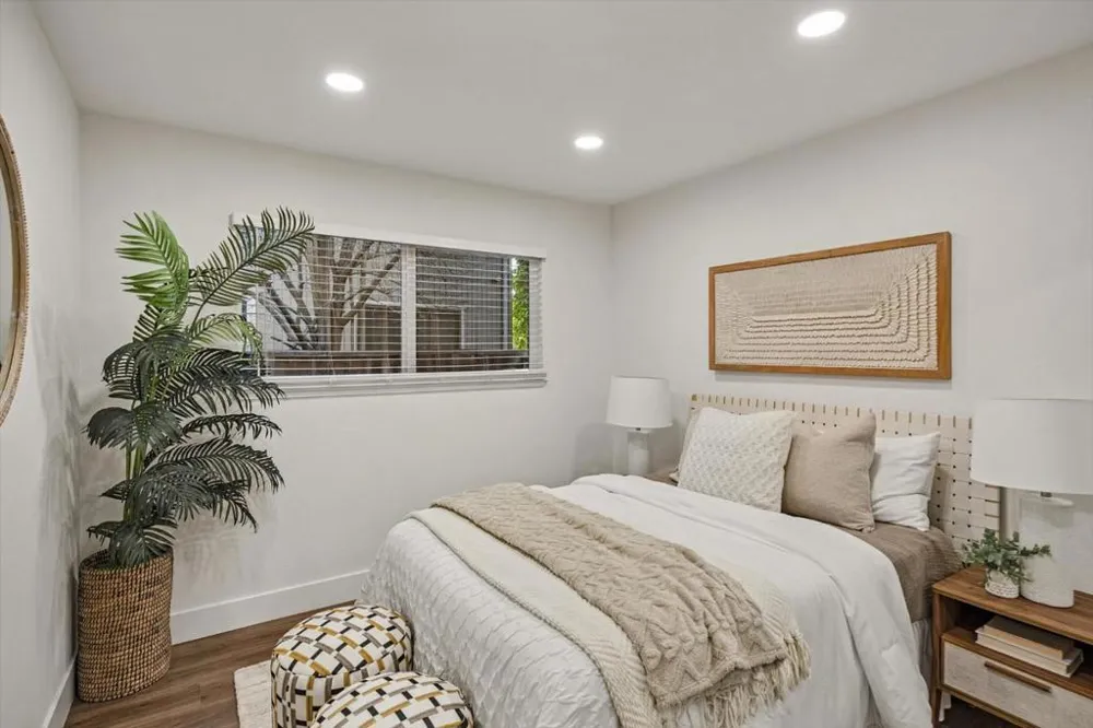 3345 Valley Square Lane San Jose, CA 95117