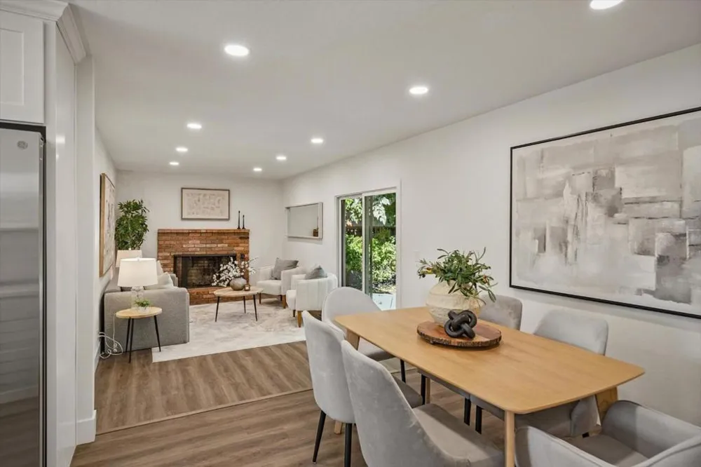 3345 Valley Square Lane San Jose, CA 95117