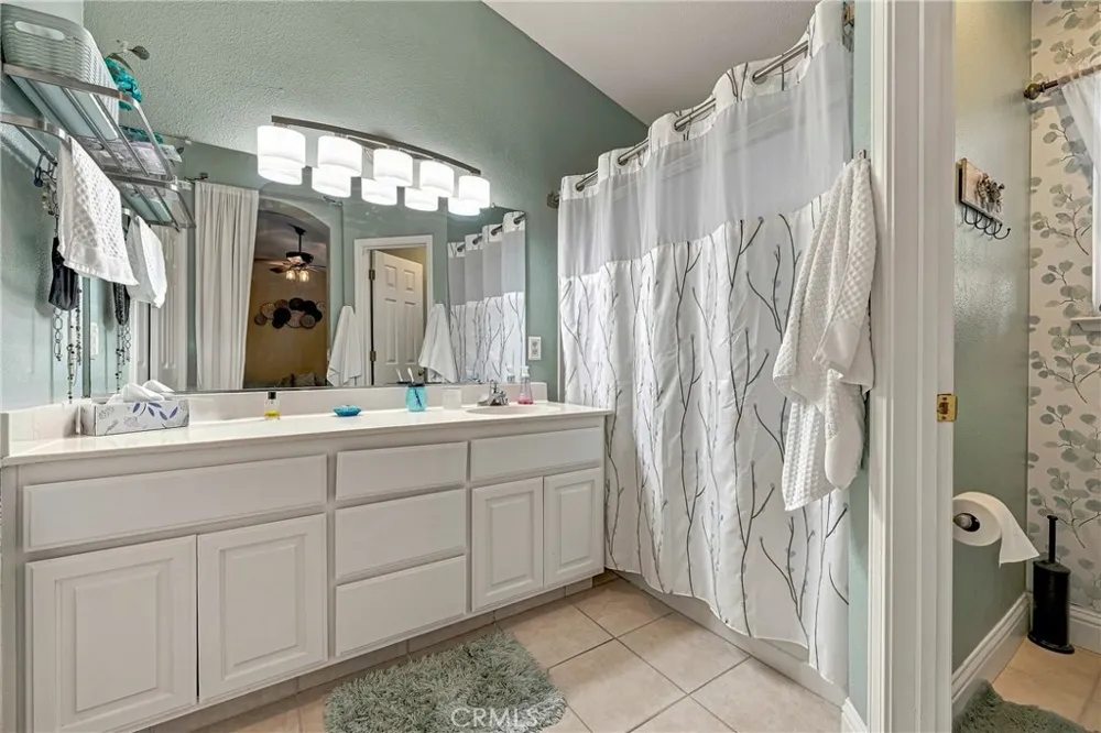 3510 St Andrews Merced, CA 95340