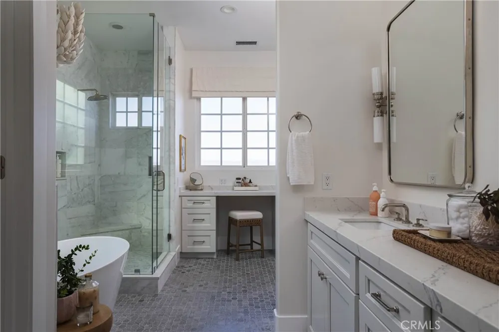 21 Calle Ameno San Clemente, CA 92672
