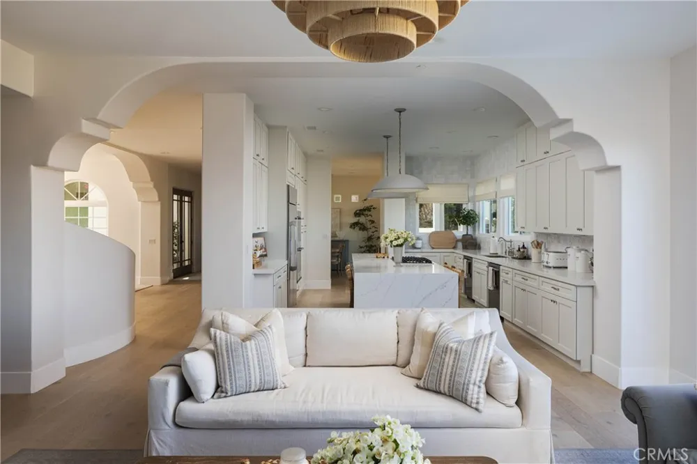 21 Calle Ameno San Clemente, CA 92672