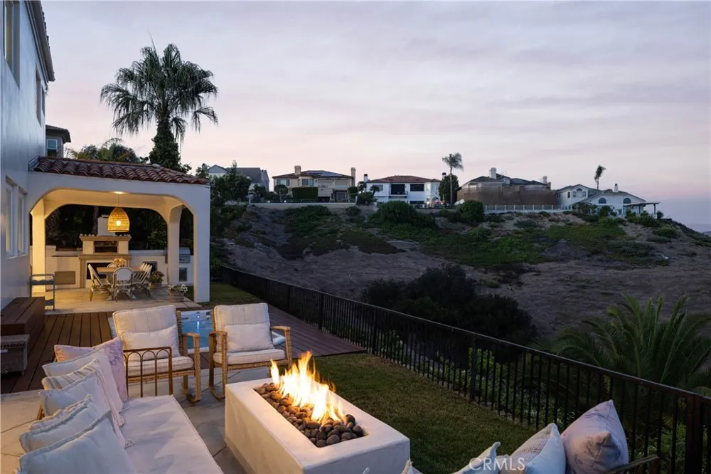 21 Calle Ameno San Clemente, CA 92672