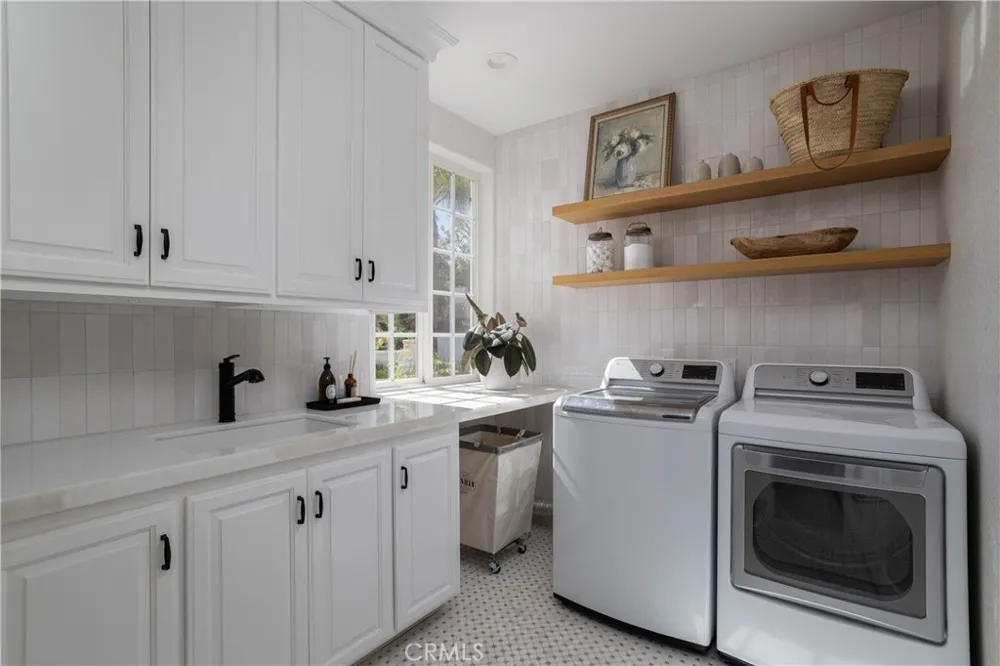 21 Calle Ameno San Clemente, CA 92672