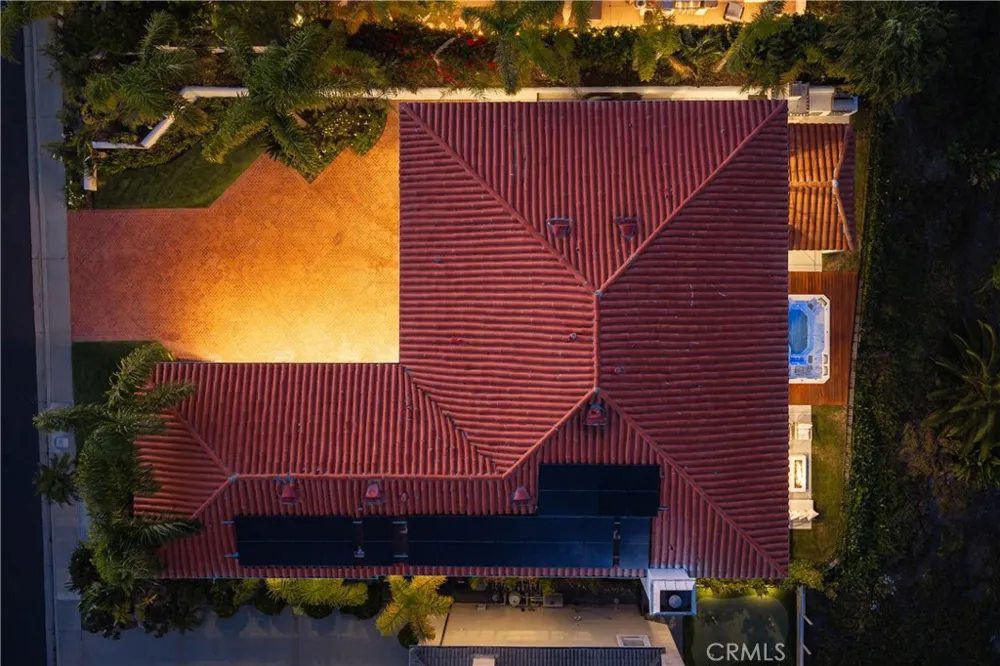 21 Calle Ameno San Clemente, CA 92672
