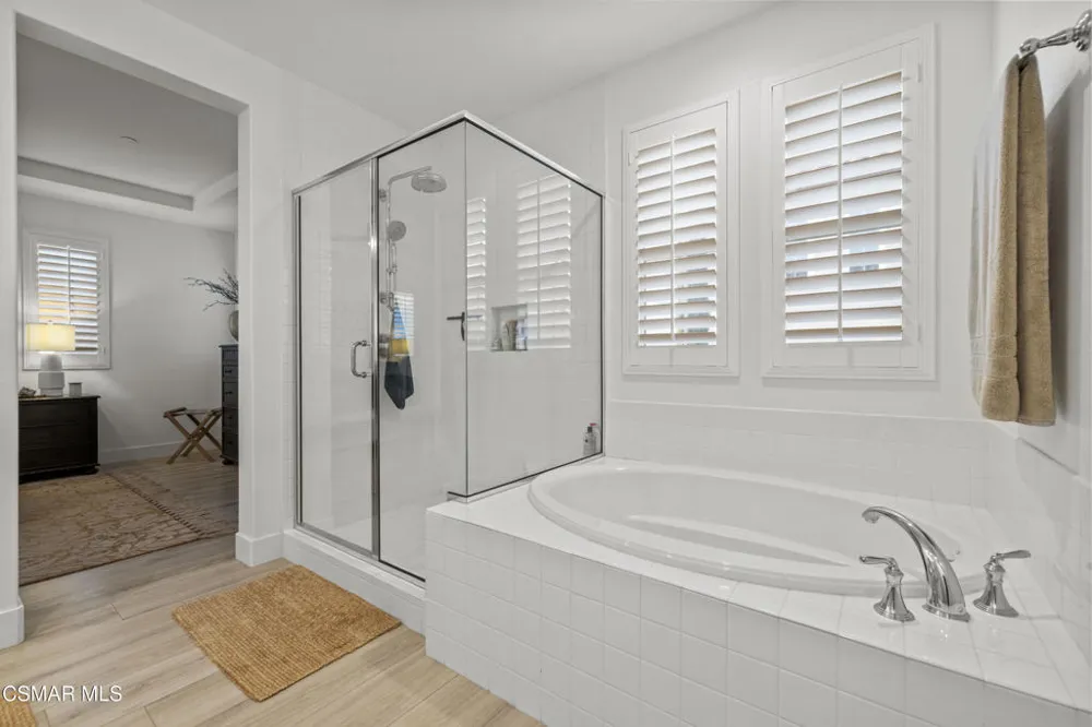 20811 W Bur Oak Circle Porter Ranch, CA 91326