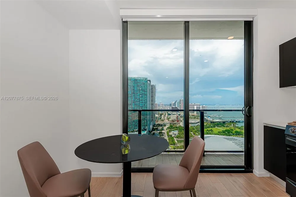 398 NE 5th St #3104 Miami, FL 33132