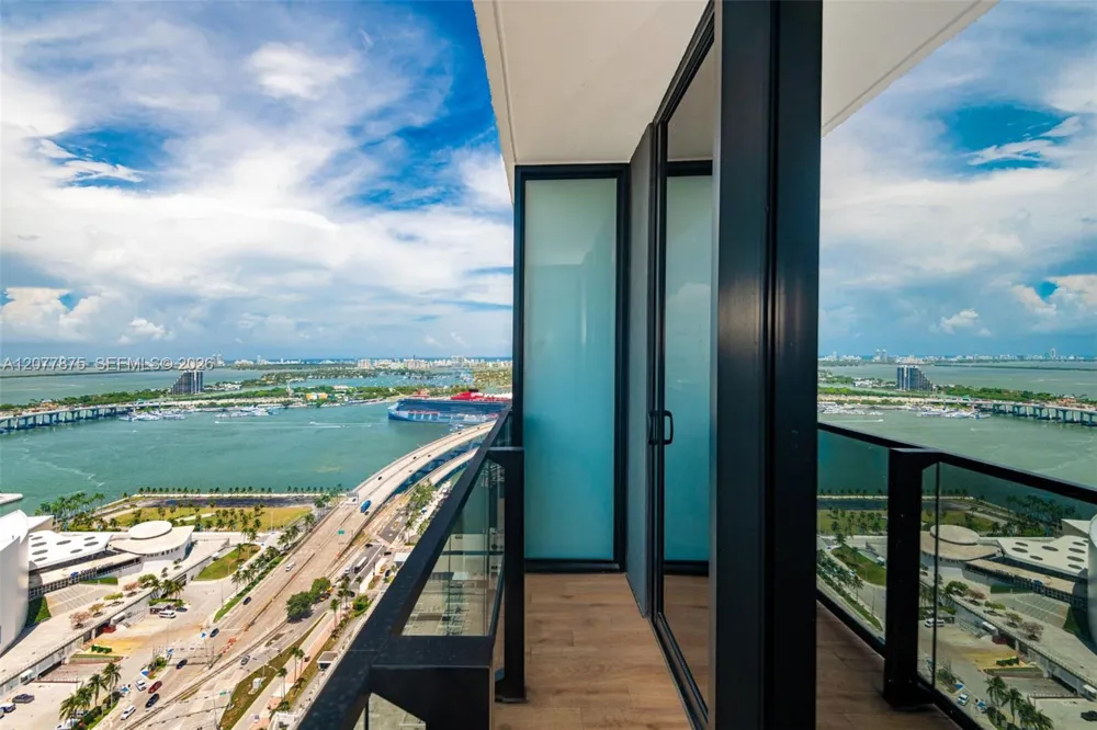 398 NE 5th St #3104 Miami, FL 33132