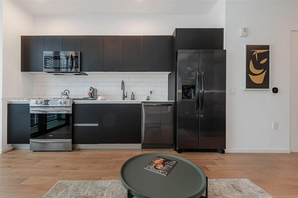 398 NE 5th St #3104 Miami, FL 33132
