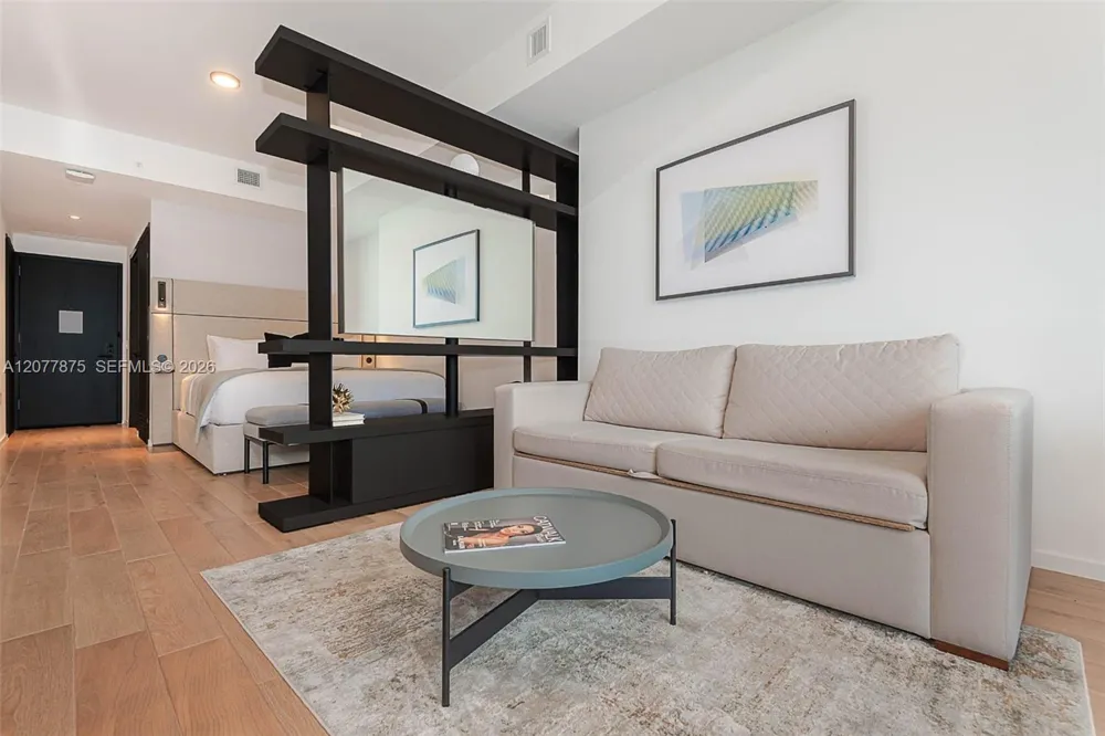 398 NE 5th St #3104 Miami, FL 33132