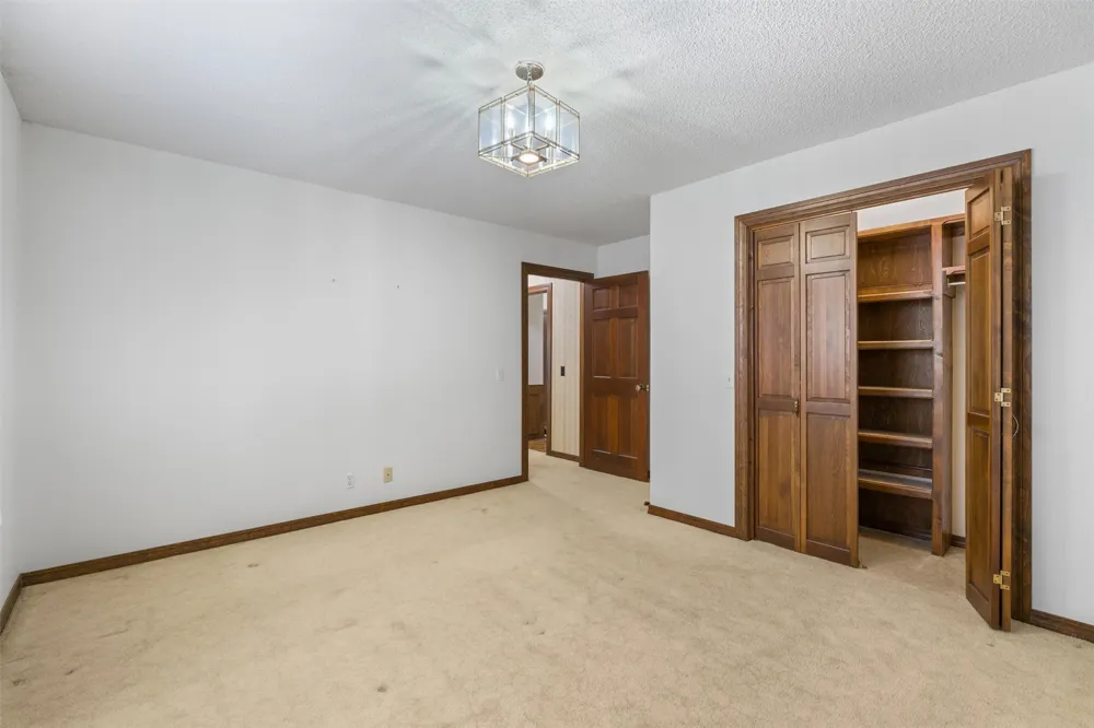 2508 Chapel Hill Bartlesville, OK 74006