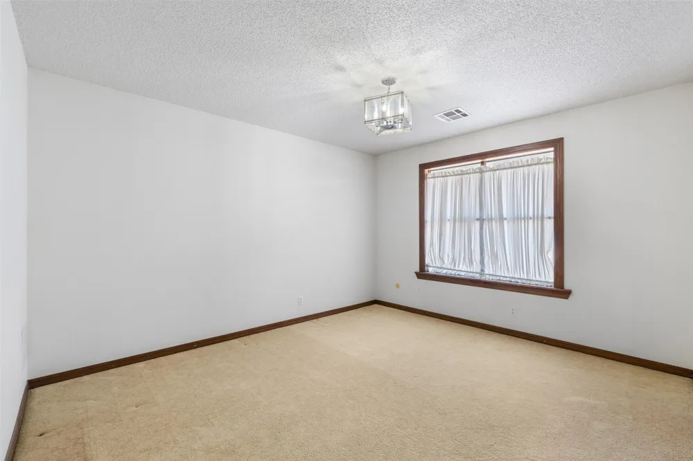 2508 Chapel Hill Bartlesville, OK 74006