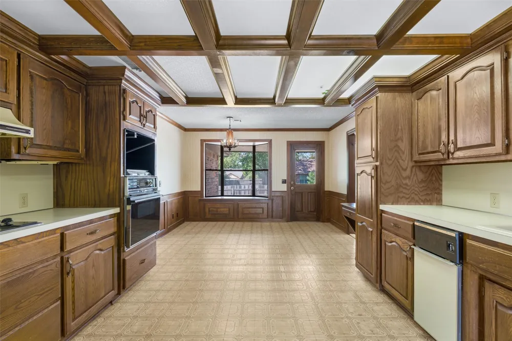 2508 Chapel Hill Bartlesville, OK 74006