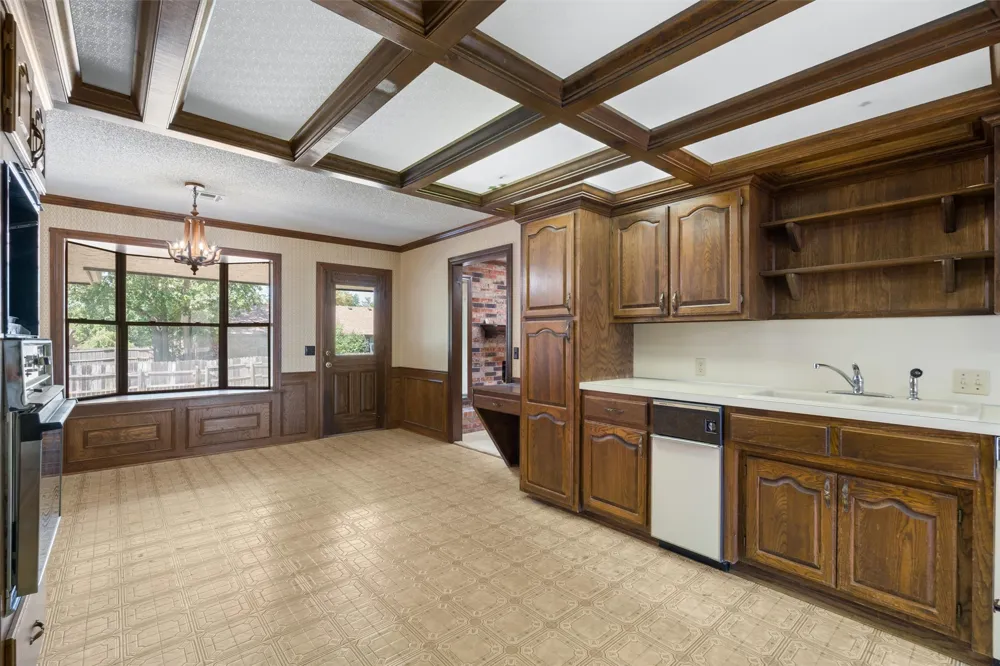 2508 Chapel Hill Bartlesville, OK 74006
