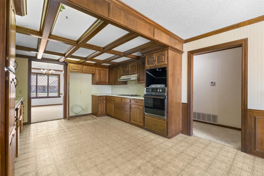 2508 Chapel Hill Bartlesville, OK 74006