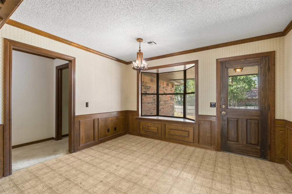 2508 Chapel Hill Bartlesville, OK 74006