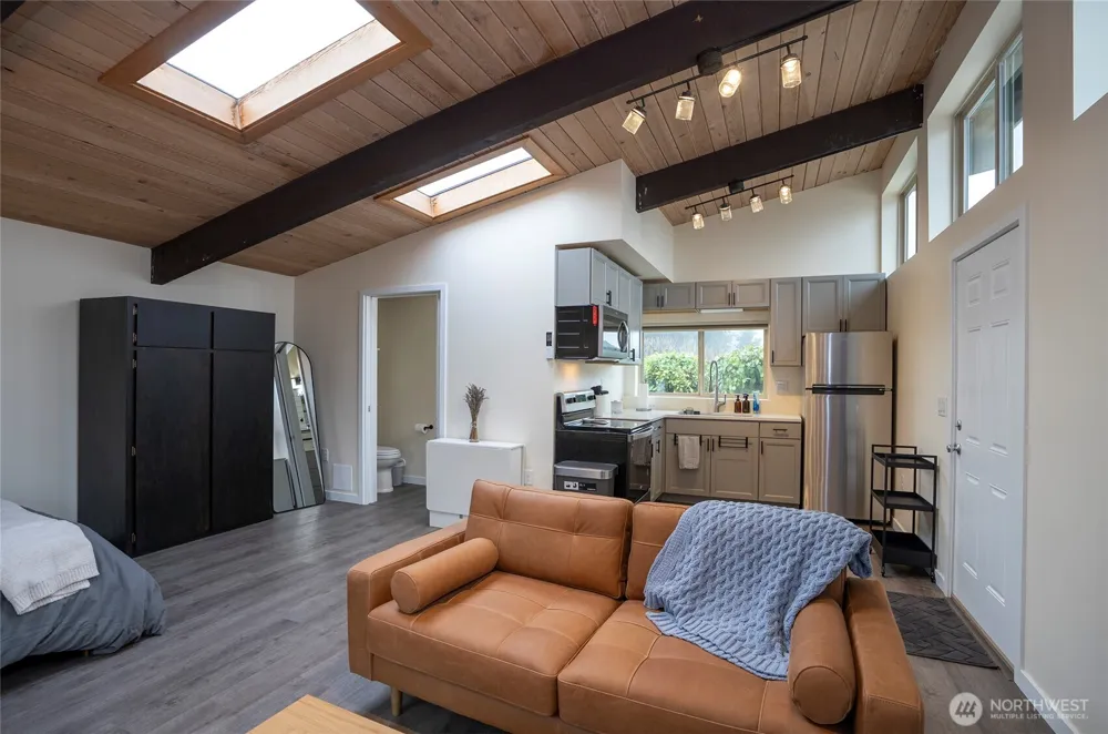 8432 S 18th Street Tacoma, WA 98465