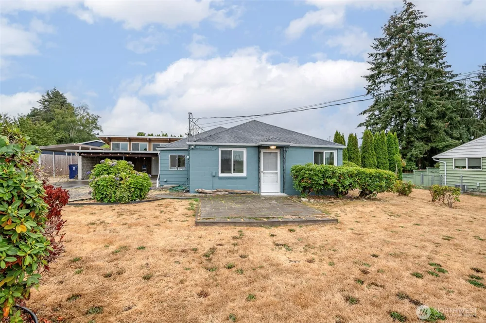 8432 S 18th Street Tacoma, WA 98465