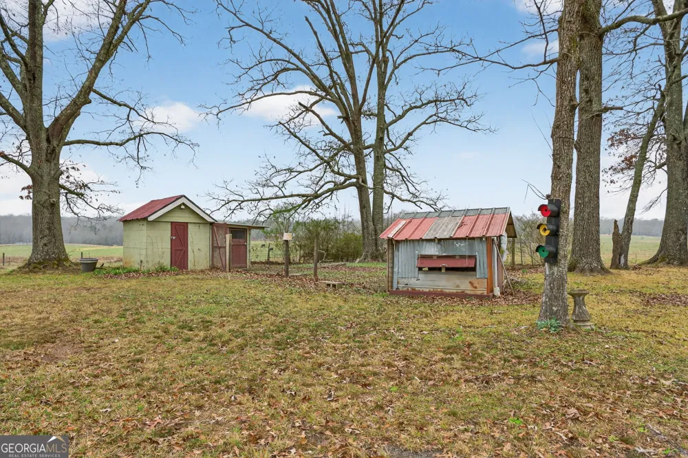 402 Tom Bell RD Milner, GA 30257