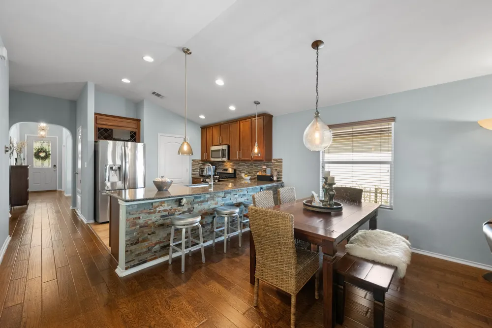 7309 Lookout Bluff Terrace #D5 Austin, TX 78735