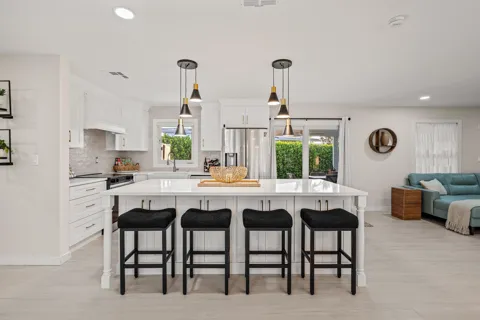 9165 SE Yacht Club Circle