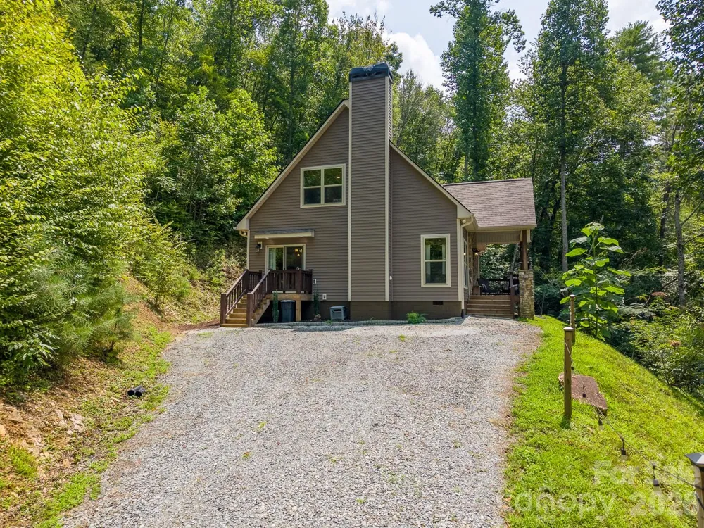 13 Cullsiah Cove Road Robbinsville, NC 28771