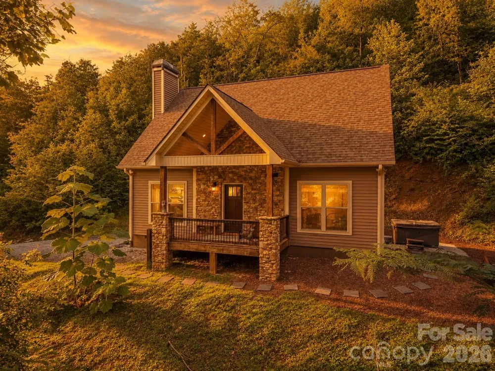 13 Cullsiah Cove Road Robbinsville, NC 28771