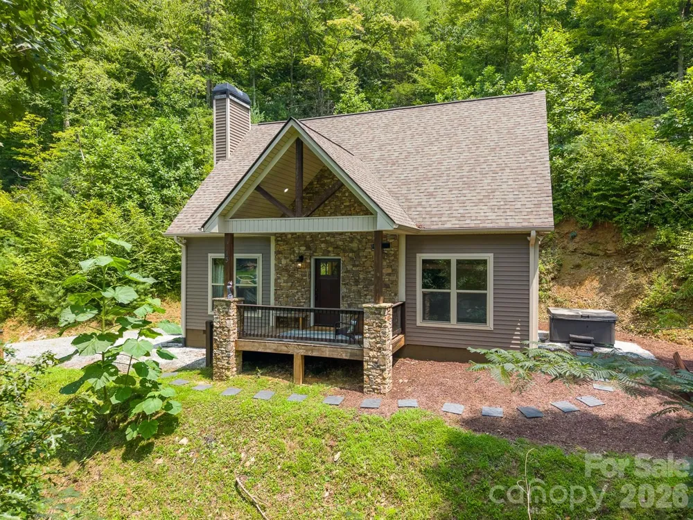 13 Cullsiah Cove Road Robbinsville, NC 28771