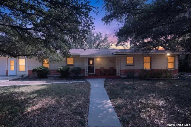 2611 DANBURY ST San Antonio, TX 78217