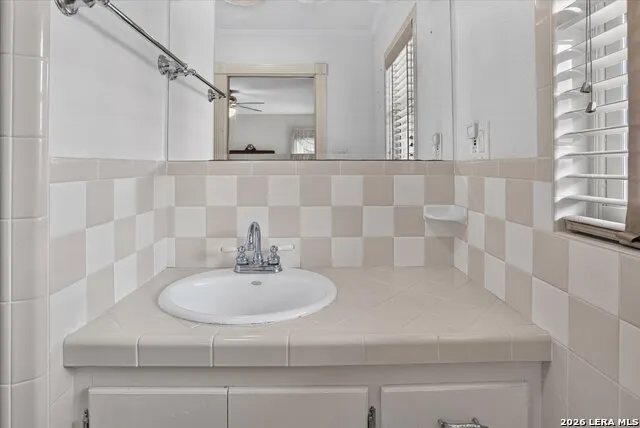 2611 DANBURY ST San Antonio, TX 78217