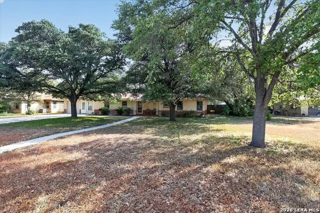 2611 DANBURY ST San Antonio, TX 78217