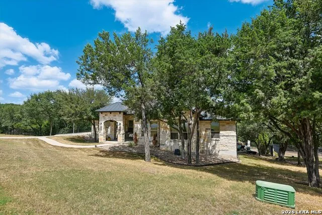 922 Santa Cruz Ln New Braunfels, TX 78132